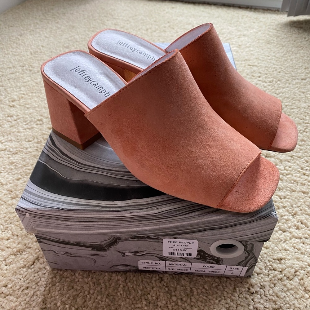 NWT Jeffrey Campbell Coral Suede Slides Size 6